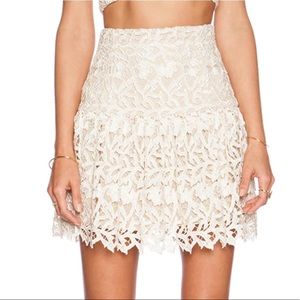 Alice + Olivia Cream Natural Floral Lace Jayce Mini Skirt Drop Waist Size 0 $313